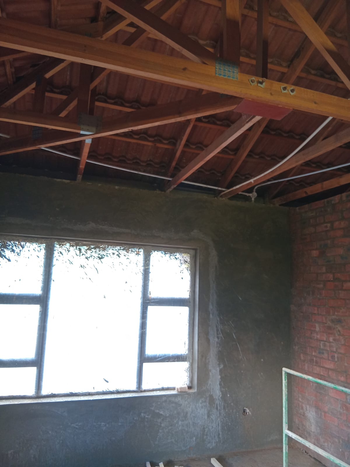 Ceiling finishing details