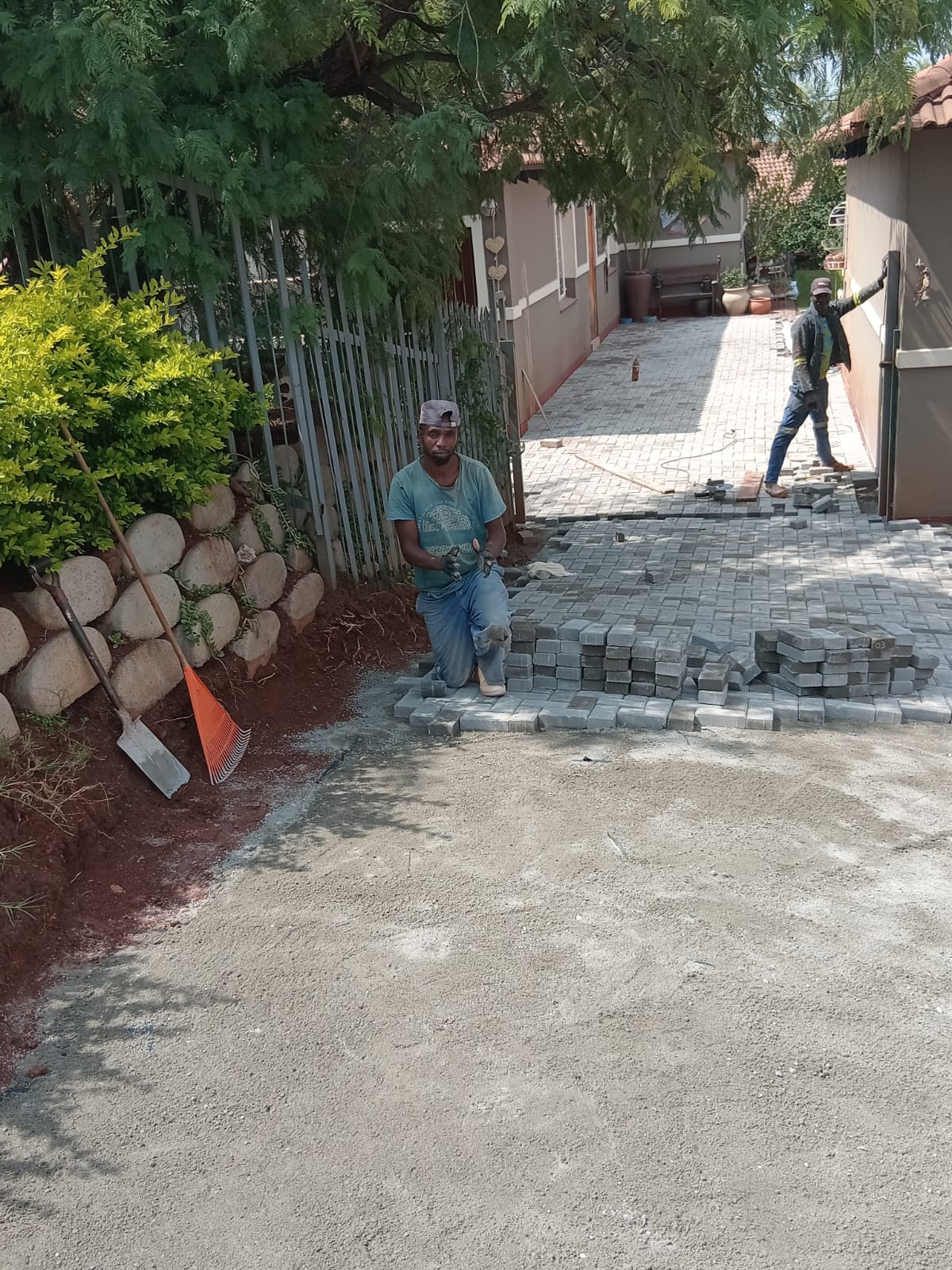 Paving base preparation
