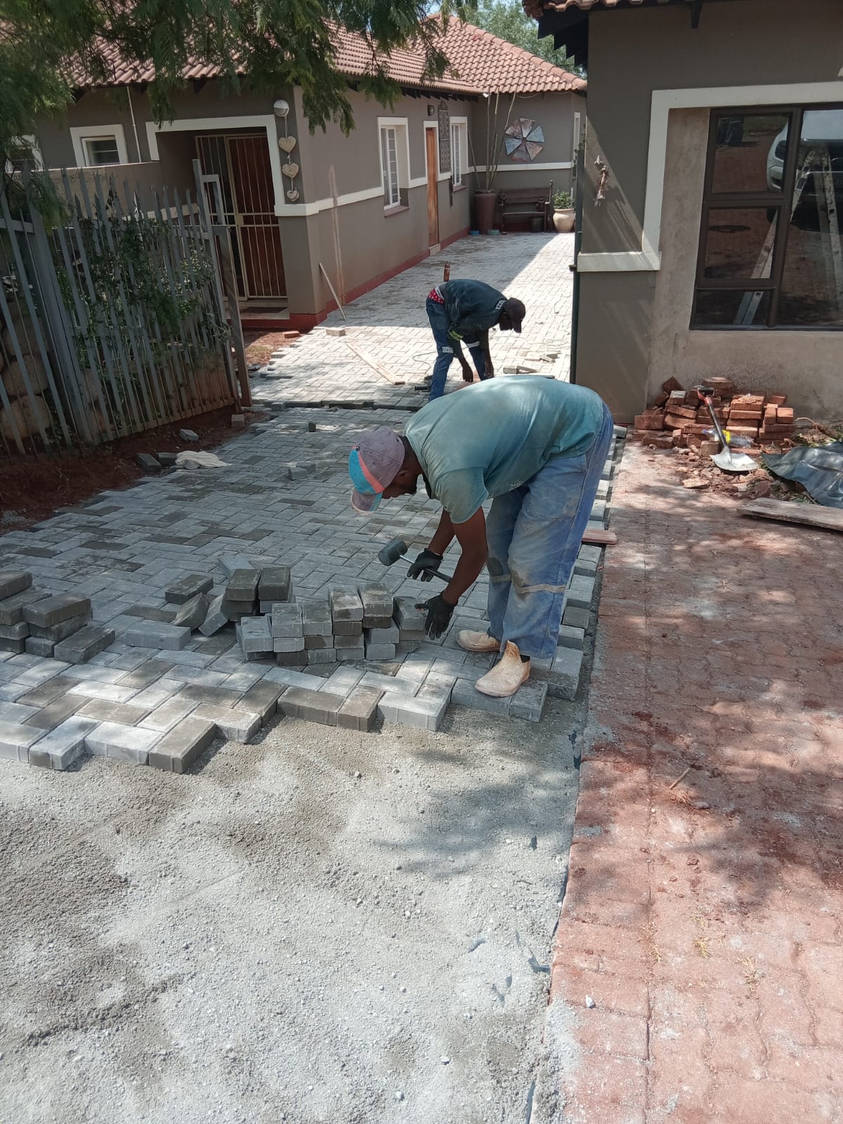 Paving pattern installation